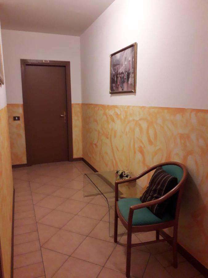 Albergo Del Turista Vernasca Buitenkant foto