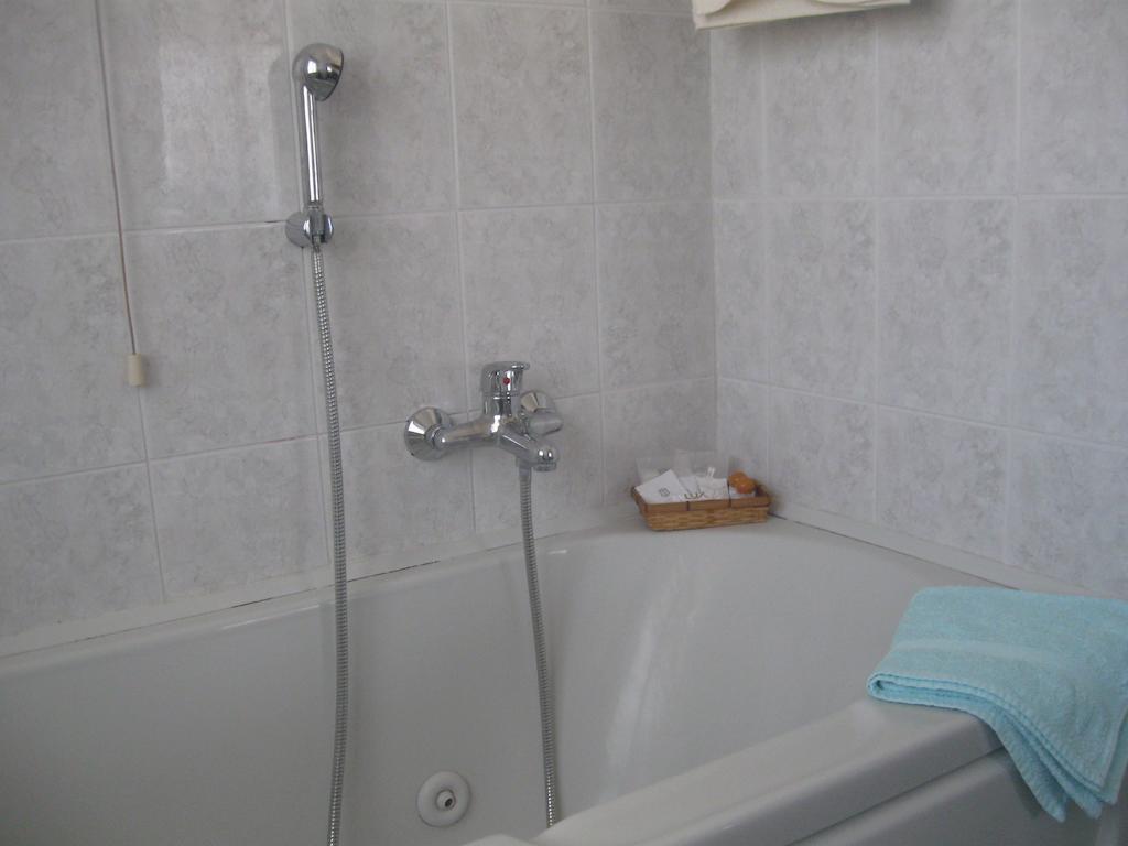 Albergo Del Turista Vernasca Kamer foto