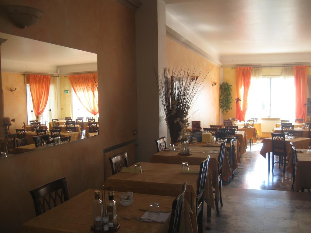 Albergo Del Turista Vernasca Buitenkant foto