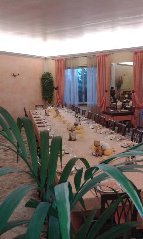 Albergo Del Turista Vernasca Buitenkant foto